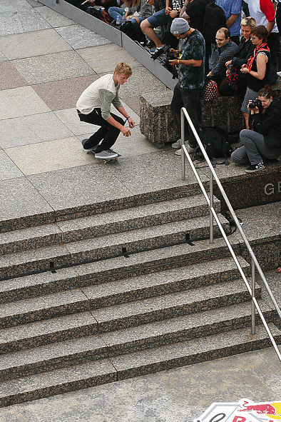 Alec Majerus by thomas Gentsch bomb the line berlin