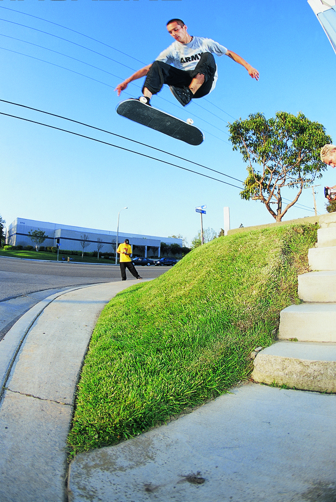 Ryan Kenreich / 360 Flip - Pic by Thomas Gentsch