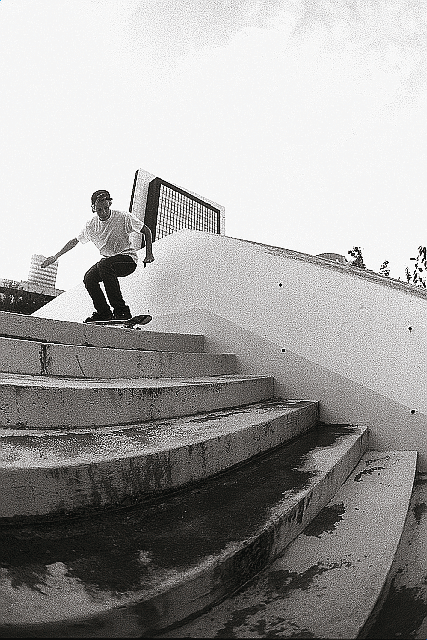 Wilko Grüning / Kickflip Backside 5-0 - Seq by Thomas Gentsch