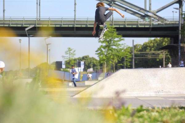 CurrenCaples_FsOllie_Köln(sml)_Gentsch